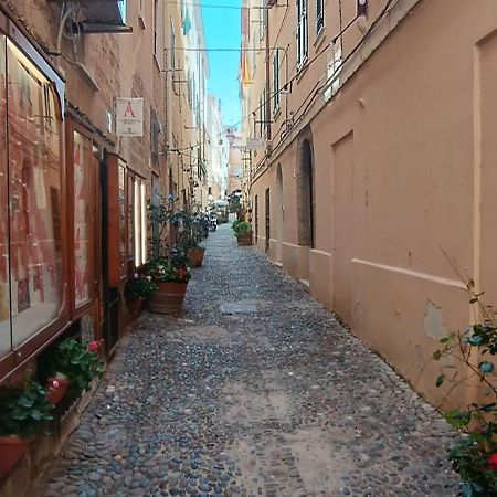 Appartamento In Centro Storico Alguer Exterior foto